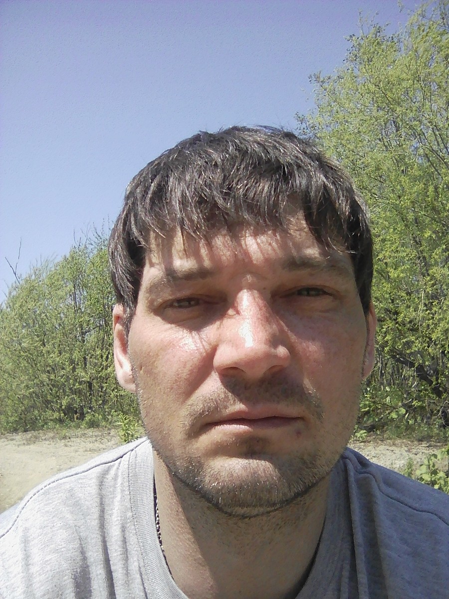 Знакомства Южно-Сахалинск, фото мужчины Aleks, 40 лет, познакомится для флирта, любви и романтики, cерьезных отношений