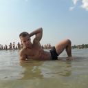  ,   Denis, 32 ,  