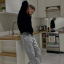  ,   Ilya, 25 ,   ,   , c , 
