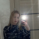  ,   Valeria, 22 ,  