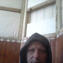  ,   Dan, 44 ,  