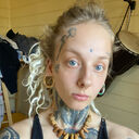  ,   Lada, 23 ,   c , 