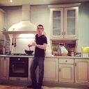  ,   Alex, 32 ,   