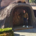  ,   Eduard, 46 ,   ,   