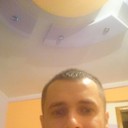  ,   Valer, 44 ,   