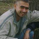  ,   Viktor, 42 ,   
