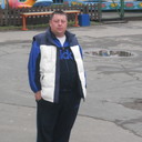  ,   Maikl, 48 ,   