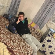  ,   Alex Easy, 32 ,   ,   , c 