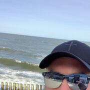  ,   Witalij, 35 ,  