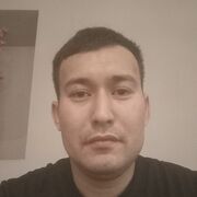  ,  Rinat, 32