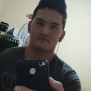  ,  Shoxrux, 27