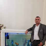  ,  Denis, 37