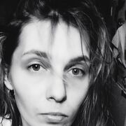  ,   Alexandra, 32 ,  