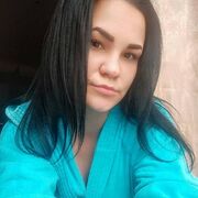  ,  Stefania, 25
