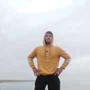  ,  Asrorjon, 22