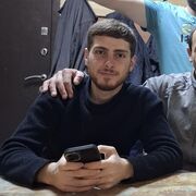  Jouy-en-Josas,  Tyom, 23
