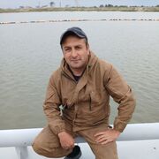  ,  Kamil, 37