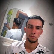  ,  Extaxxe, 29