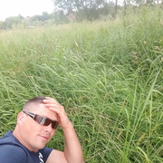  ,   Vlad, 41 ,   
