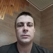  ,  Kirill, 32