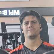  ,  Roman, 32