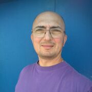  ,  Aleks, 44