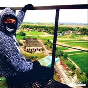  ,  Dima, 23