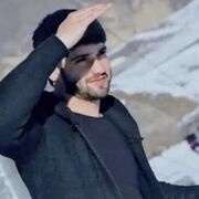  ,  Anas, 28