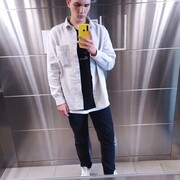  ,   Vladislav, 24 ,   ,   