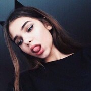  ,  Milana, 22