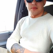  --,   Denis, 32 ,   ,   , c 
