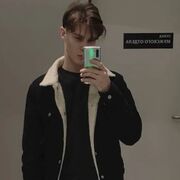  ,  Alex, 25