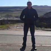  ,  VARDAN, 32