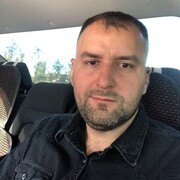  ,   Artem, 34 ,   