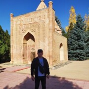  ,   Janybek, 33 ,   ,   , c 