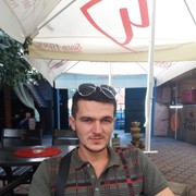  ,  Alecs, 34