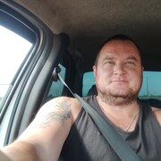  ,  Denis, 39