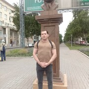  ,   Lion, 34 ,   ,   , c , 