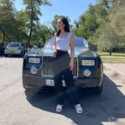  ,   Saniya, 21 ,   c 