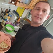  Herzliyya,   , 42 ,     , c 