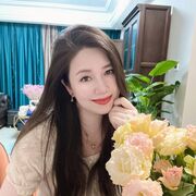  -,   Sayuri, 35 ,   ,   