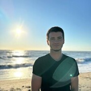 ,  Renat, 31