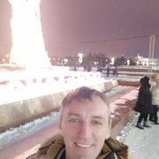  ,   Constantin, 43 ,   