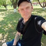  ,   Yury, 33 ,   ,   , c , 