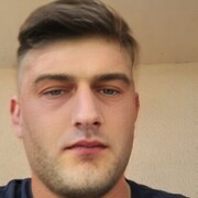  Wolow,  Andrii, 32