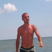 ,   Den Chik, 42 ,   ,   , c , 