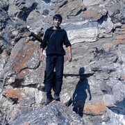  ,  Jonibik, 35