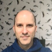  ,  Viktor, 48