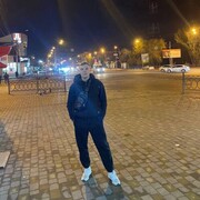  ,  Vitek, 25