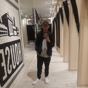  ,   Maksim, 32 ,     , c , 